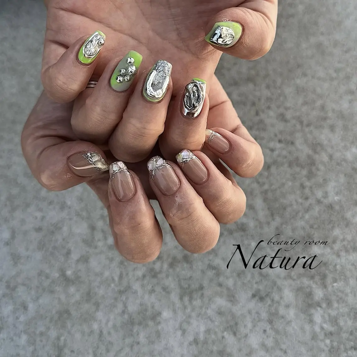 ネイル ハンドネイル beautyroom Naturaのネイルデザイン
