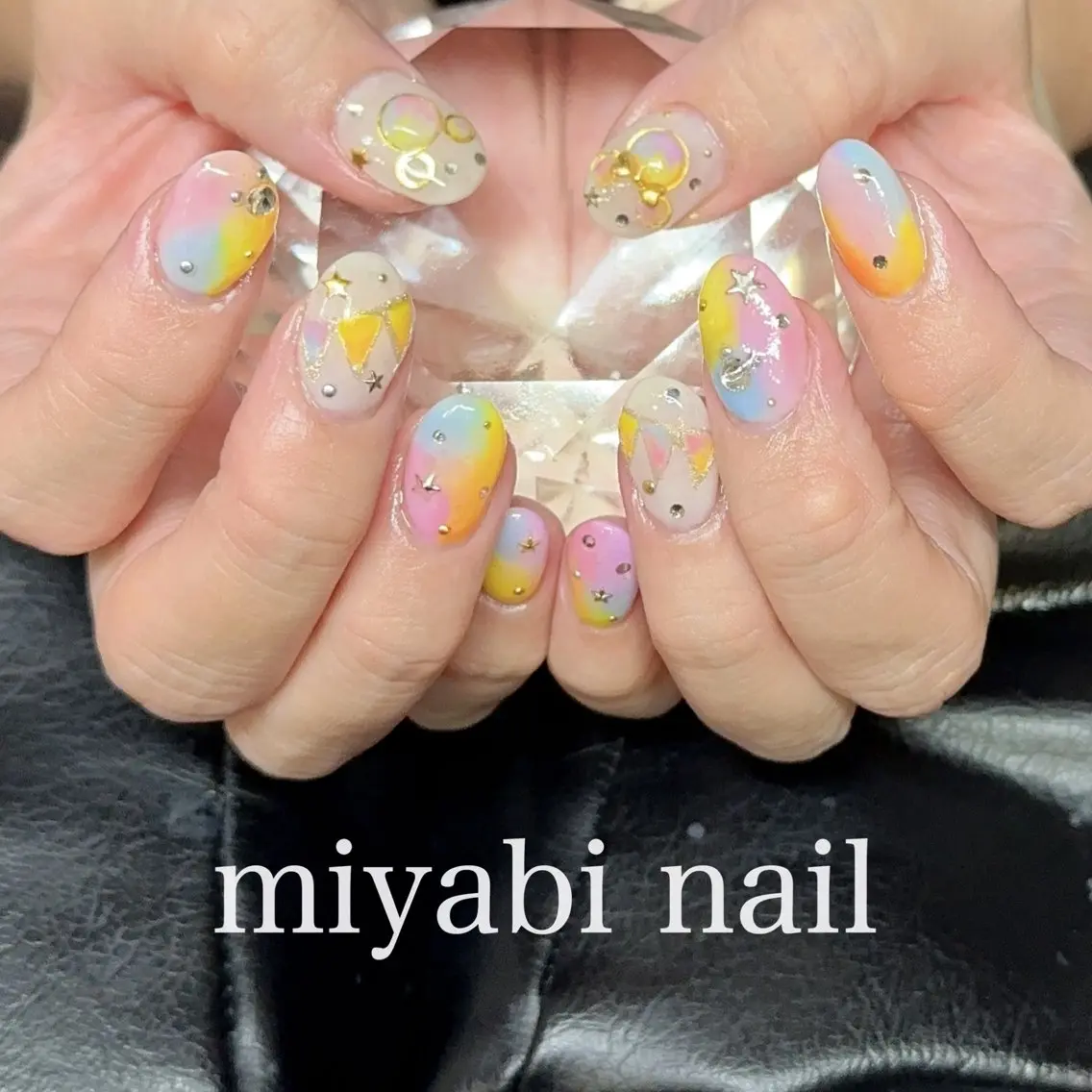 ネイル ジェルネイル ハロウィン キラキラネイル 持ち込み ストーンネイル ハンドネイル miyabi nail 桂川駅近くのネイルデザイン
