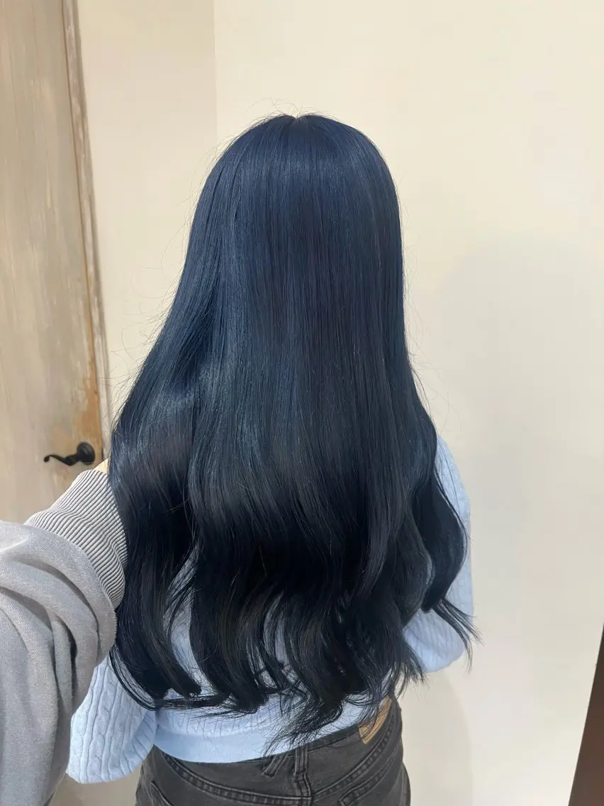 ロング カラー ヘアアレンジ ブルーカラー ネイビーカラー ヘアカラー Aina /大阪梅田美容室🎨のヘアスタイル
