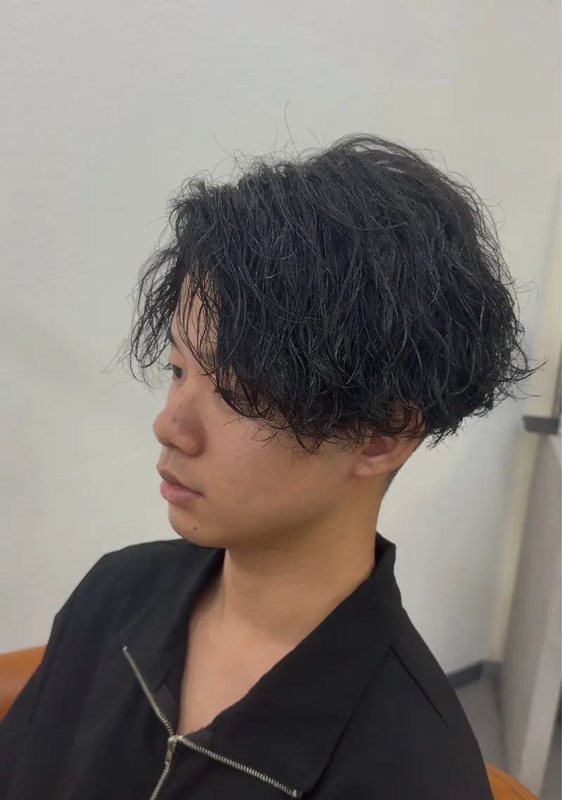 パーマ メンズ メンズパーマ 波巻きパーマ カット パーマ 🚨当日予約可 京都駅/メンズパーマのヘアスタイル