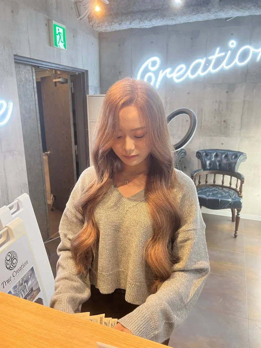 🧸3回目以降 ダブルカラー ブリーチはケアブリーチ込の料金です。韓国 韓国風 渋谷 レイヤー レイヤーカット 髪質改善の写真