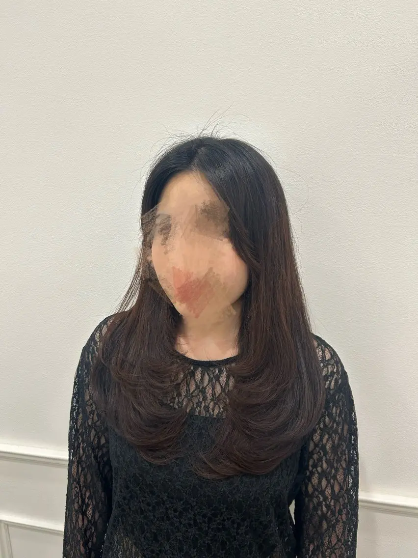 ロング レイヤーカット カット ヘアカラー 新田 妃那のヘアスタイル