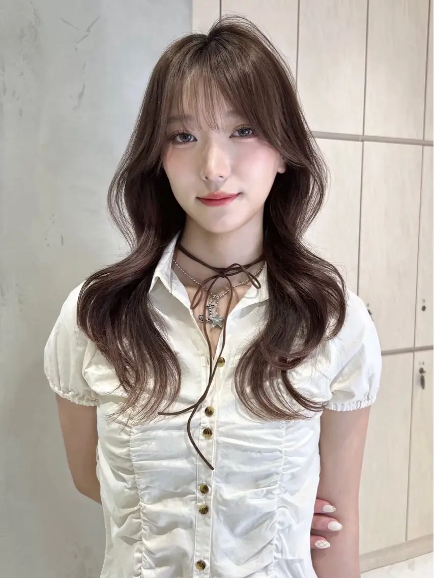 セミロング カラー カット ヘアカラー トリートメント 大宮レイヤーカット ハッシュ　柏崎颯刀のヘアスタイル