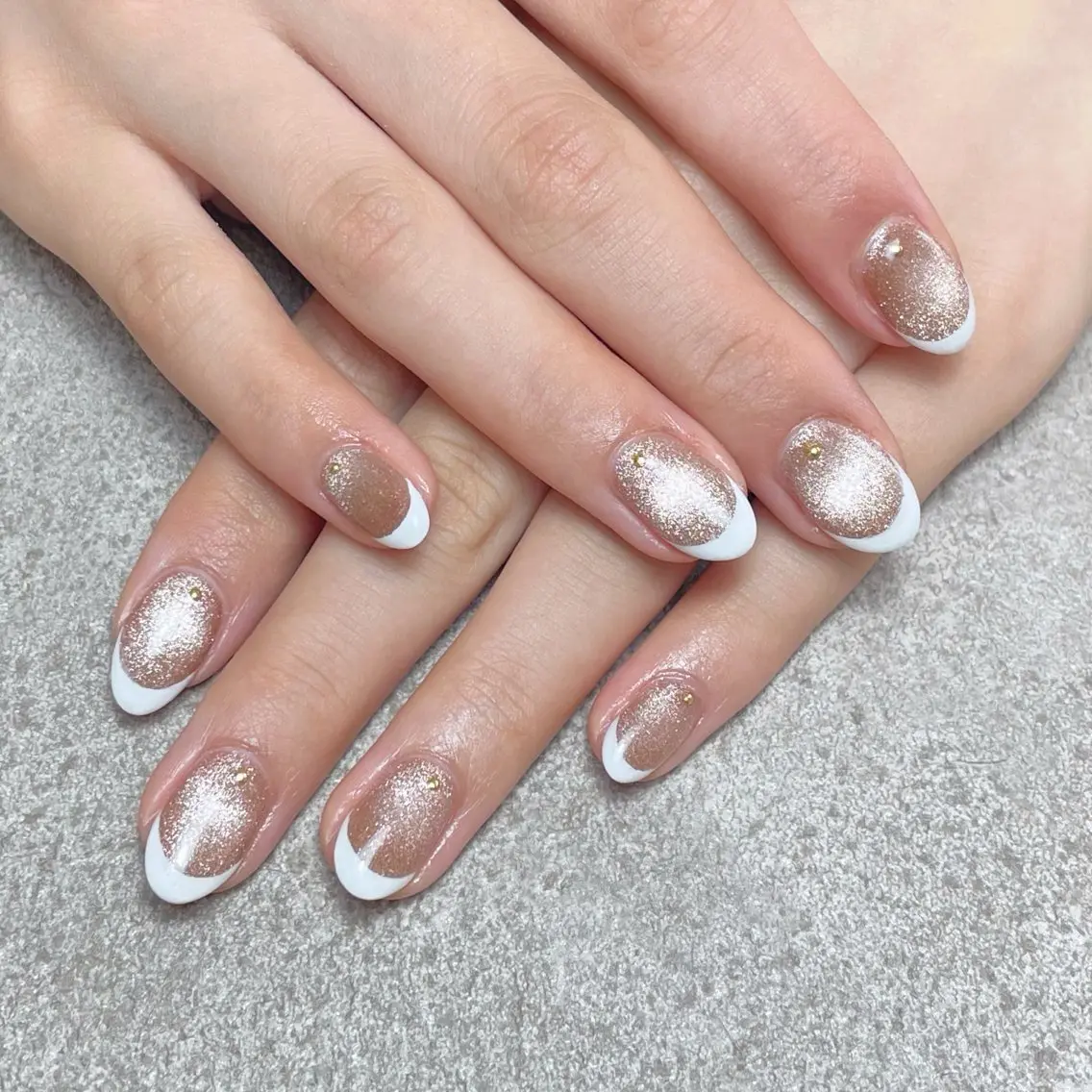 ネイル マグネットネイル ハンドネイル nailroom DIASOMNIAのネイルデザイン