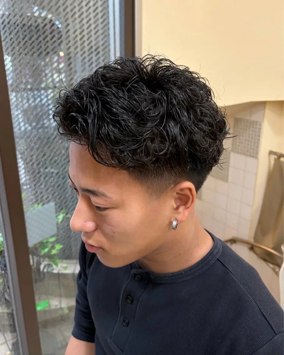 メンズ パーマ 國田拓海 / VINGTANSのヘアスタイル