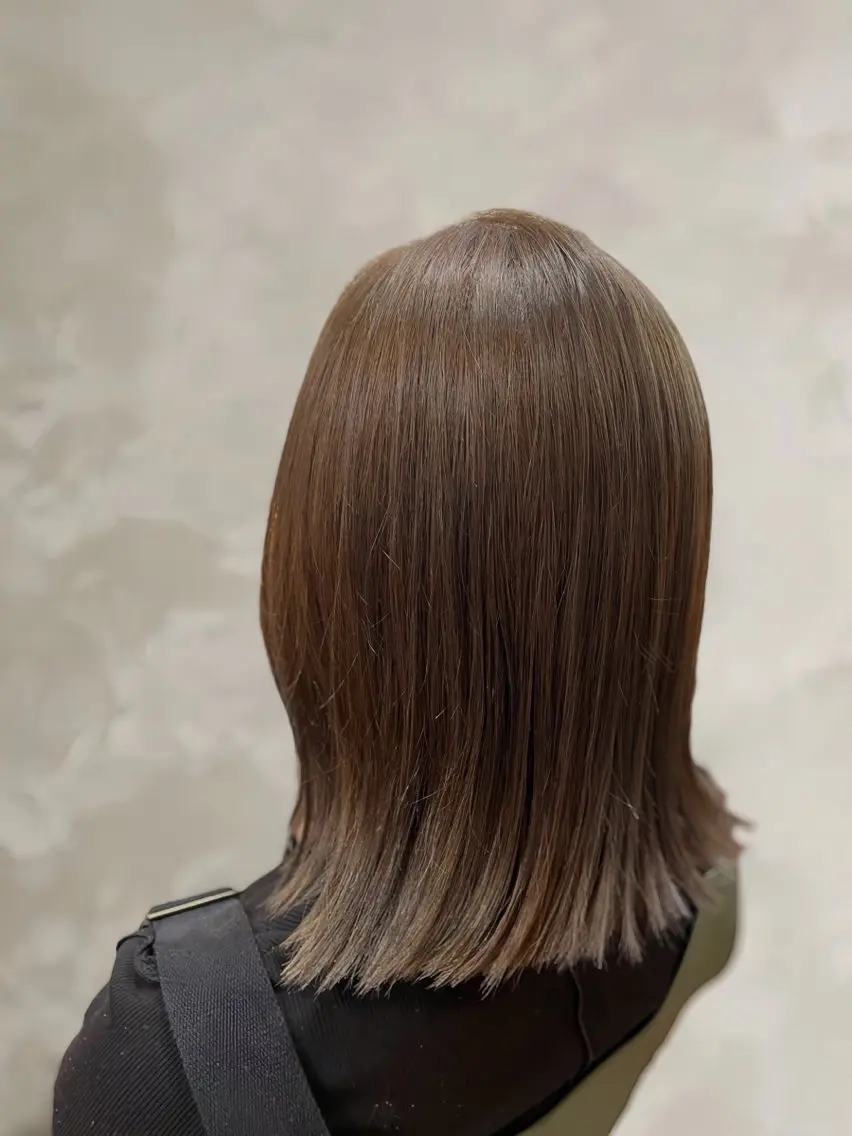 ミディアム 似合わせカットカラー 🌿つじおかるみのヘアスタイル