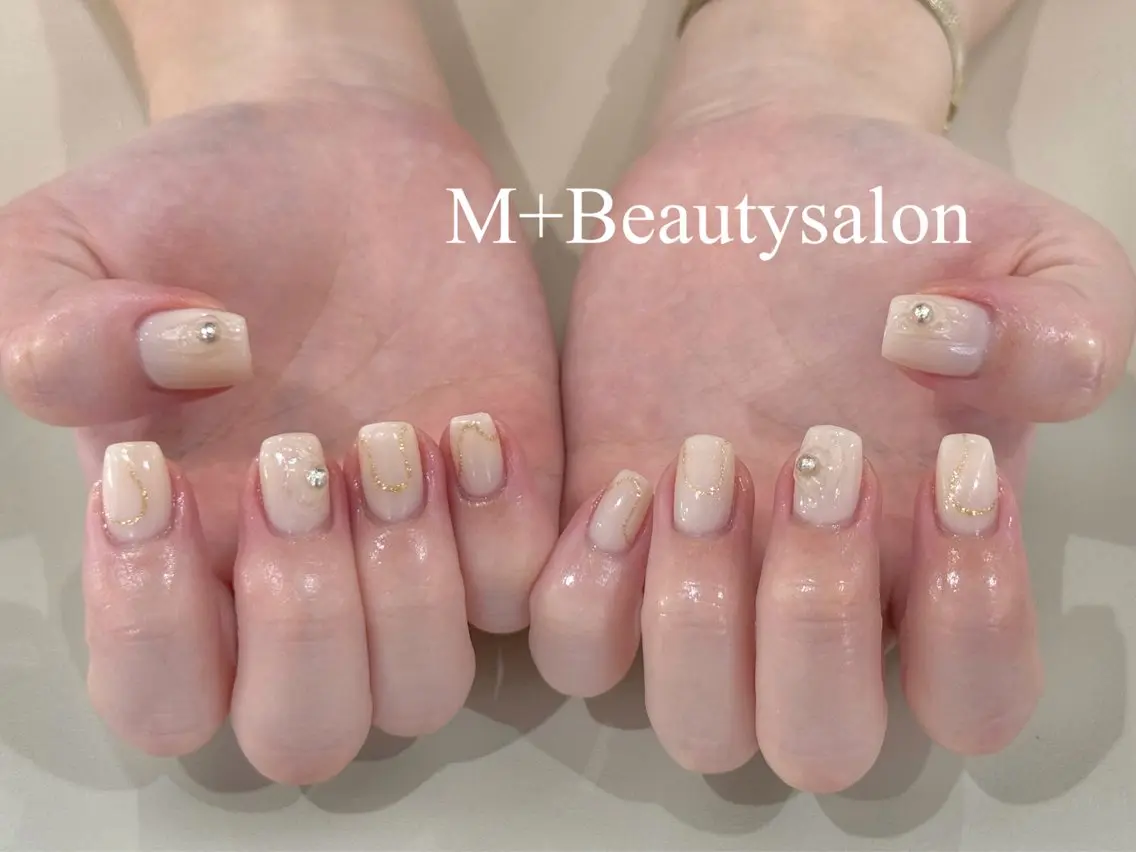 ネイル ハンドネイル M+  Beauty Salonのネイルデザイン