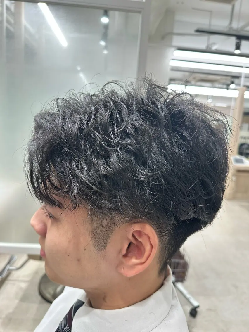 ショート パーマ メンズ 市川メンズパーマ/ 透明感カラーKaiのヘアスタイル
