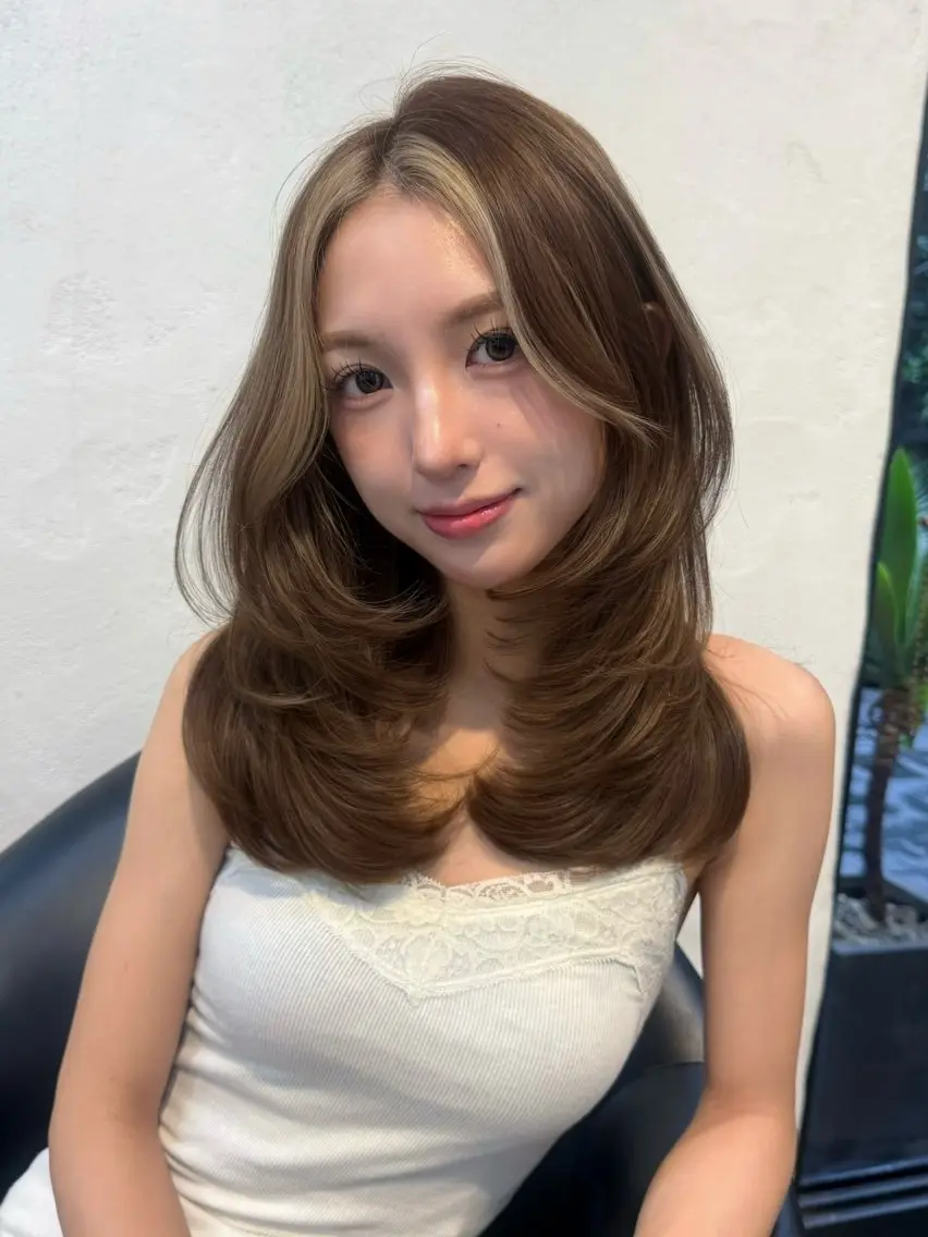 セミロング カット トリートメント 赤み・黄み消しカラー 🤍韓国ヘア アオイのヘアスタイル