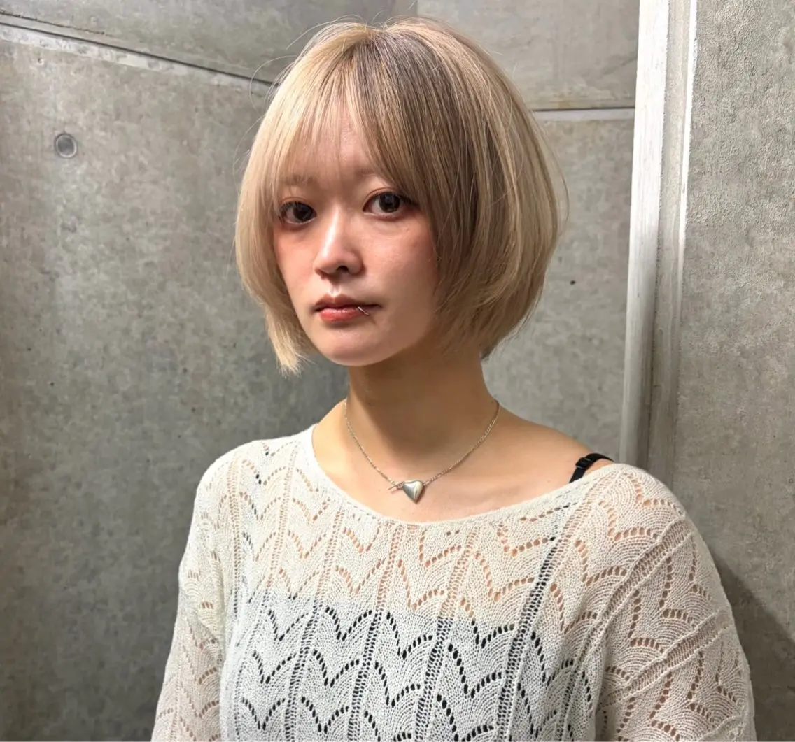 ショート ヘアカラー 🎀ミク🎀/ハイト ーン/デザインカラーのヘアスタイル