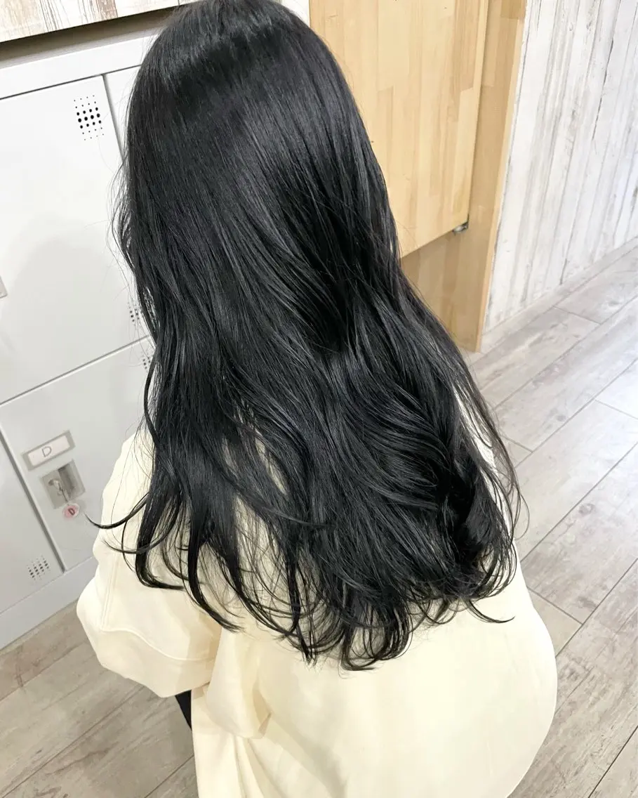 ロング ヘアカラー Kamie 三宮のヘアスタイル