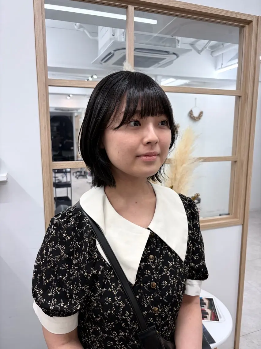 ミディアム カラー ボブ くびれヘア カット ヘアカラー うる艶レイヤー透明感 カラー/gima🌱のヘアスタイル
