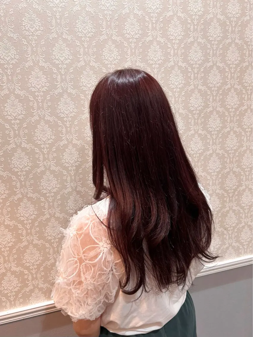 ロング カラー ブリーチ トリートメント Kurumi リトル渋谷のヘアスタイル