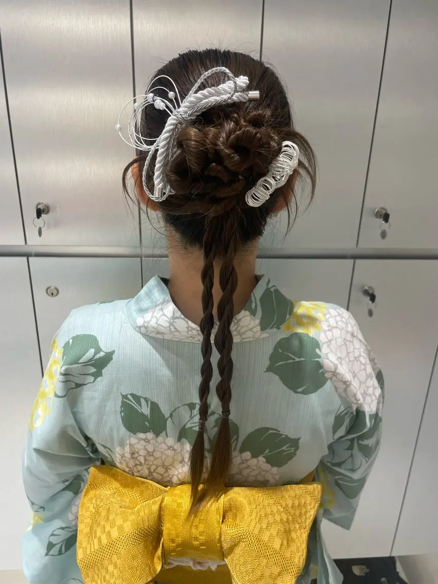 ヘアアレンジ 結婚式・ブライダル 浴衣 着付け ヘアセット🎀耳つぼ 👂💎MONAMIのヘアスタイル