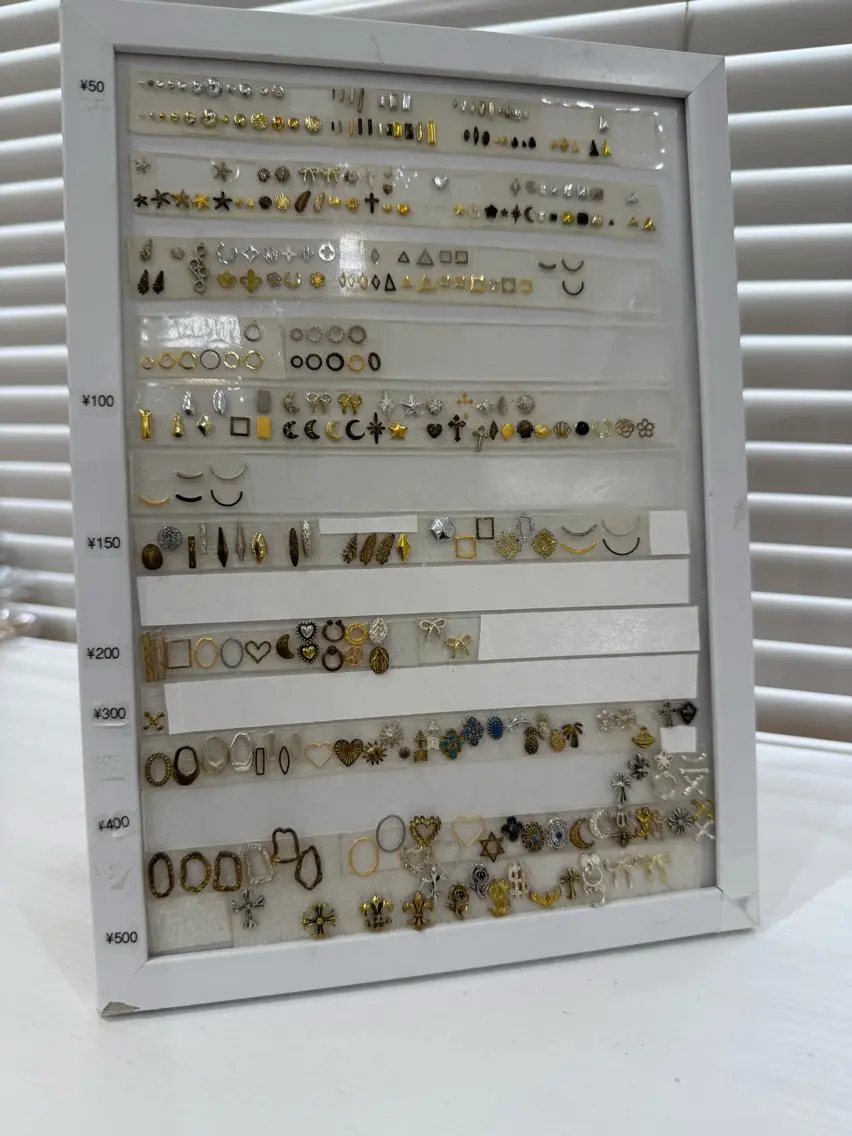 ネイル Cleo伏見 Ellysのネイルデザイン