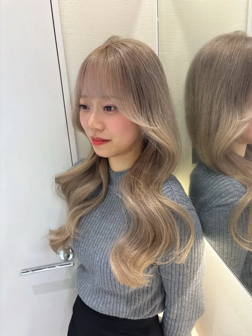 ロング レイヤーカット カット ヘアカラー トリートメント 顔周り🇰🇷韓国 レイヤー/モエのヘアスタイル