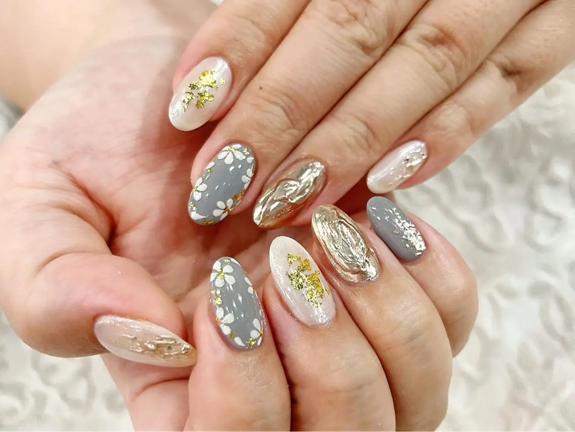 ネイル nailsalon Mirrorのネイルデザイン