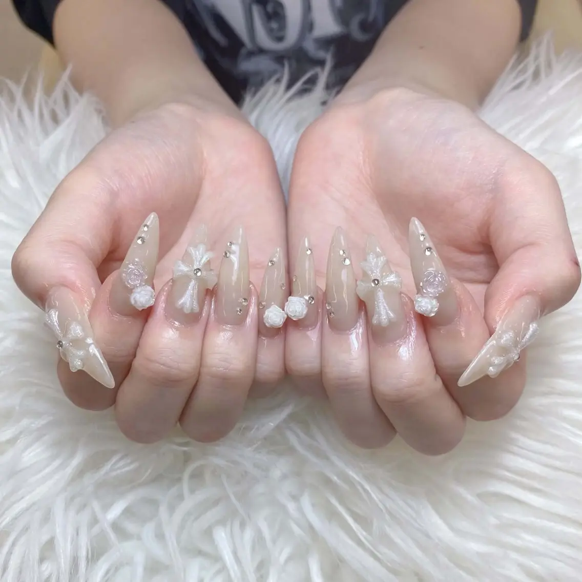 ネイル ハンドネイル Anh ゴテゴテネイルのネイルデザイン