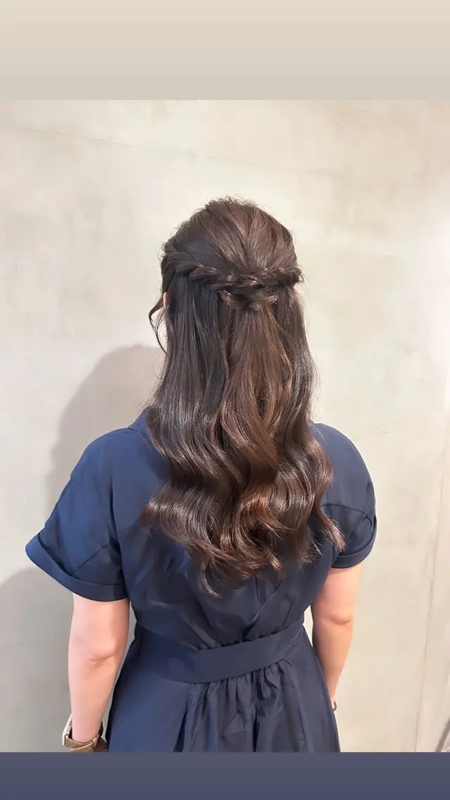 ロング カラー ヘアアレンジ ヘアカラー トリートメント タナカ カナ🫧のヘアスタイル