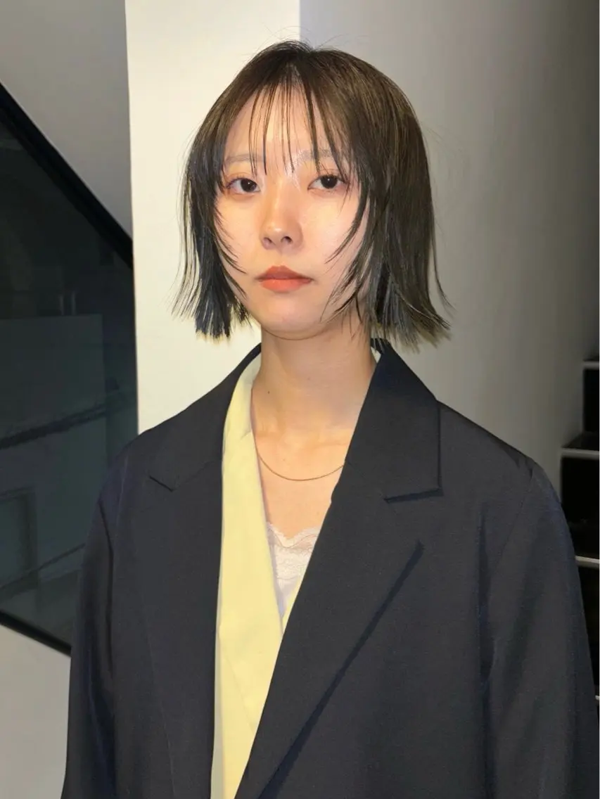 ショート カラー 透明感カラー トリートメント ファッションに 溶け込むstyleのヘアスタイル