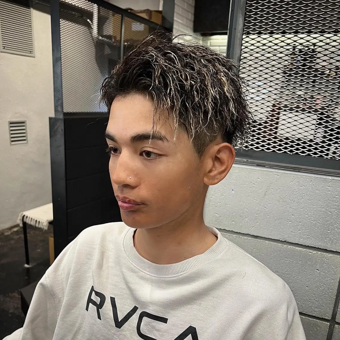 【新規限定❤️🔥】メンズカット+ツイストパーマ+内部補修トリートメントの写真