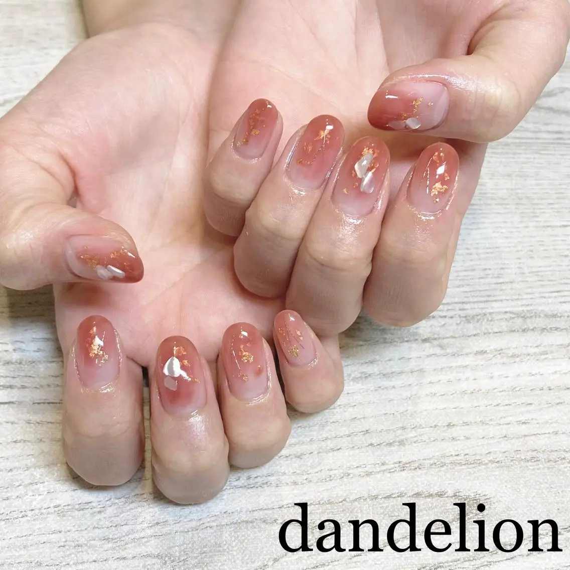 ネイル ハンドネイル ハンドケア dandelion ダンデライオンのネイルデザイン