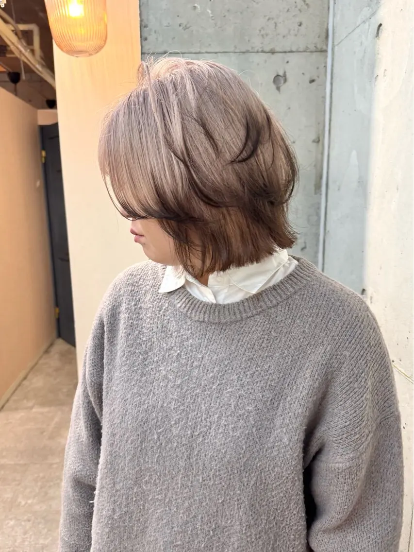 ミディアム カラー バレイヤージュ ベージュカラー ブリーチ ケアブリーチ 透明感カラー ヘアカラー トリートメント lani ブリーチ /ダブルカラーのヘアスタイル