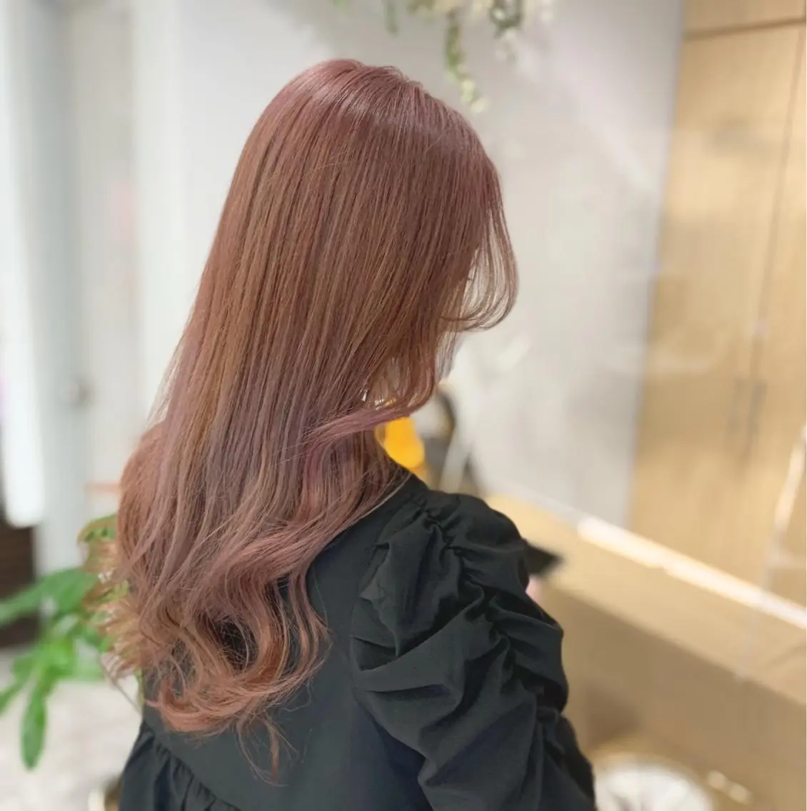 ⭐️全体カット×お出かけ前のコテ巻き⭐️💇‍♀️の写真