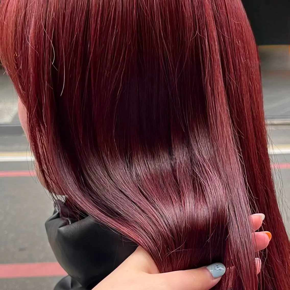 セミロング カラー ブリーチ ブリーチなしカラー 石間 優愛のヘアスタイル