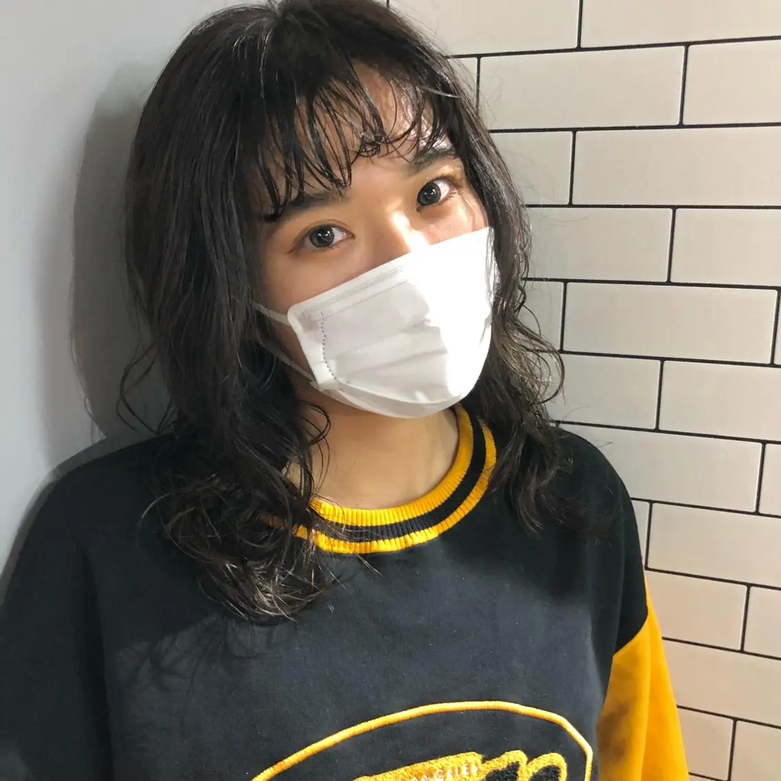 【前髪パーマ+カット】の写真