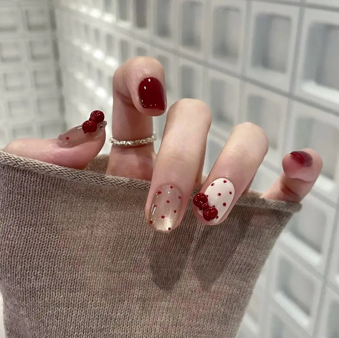 ネイル アートネイル チークネイル 長さ出し フレンチネイル ジェルネイル ハンドネイル NEW NAIL 池袋のネイルデザイン