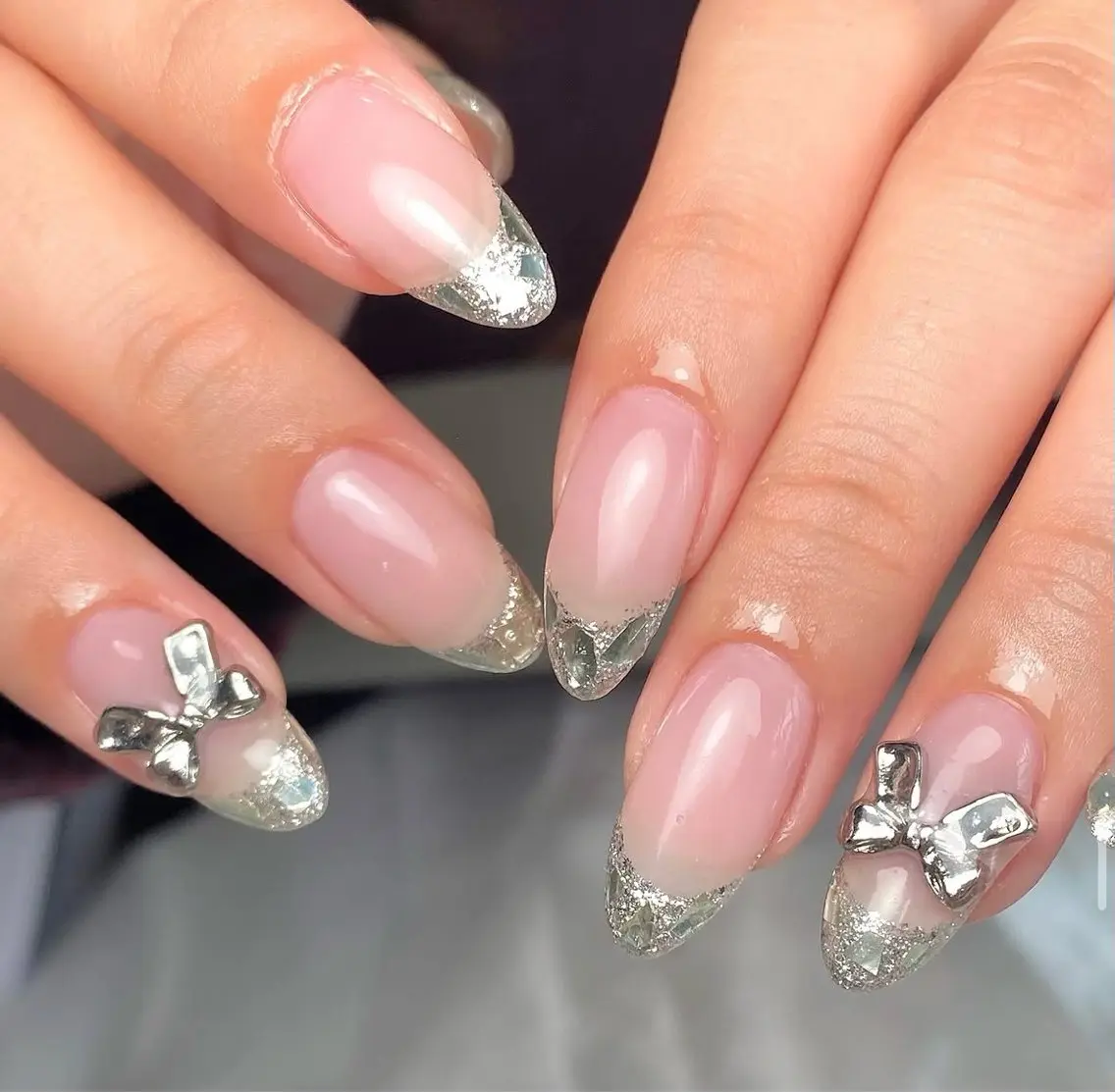 ネイル フレンチネイル ガラスフレンチ 池袋　melt. Riri🎀のネイルデザイン