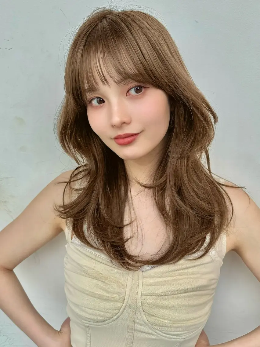 セミロング 韓国風ヘア レイヤーカット カット ヘアカラー トリートメント 本田 奈穂美のヘアスタイル