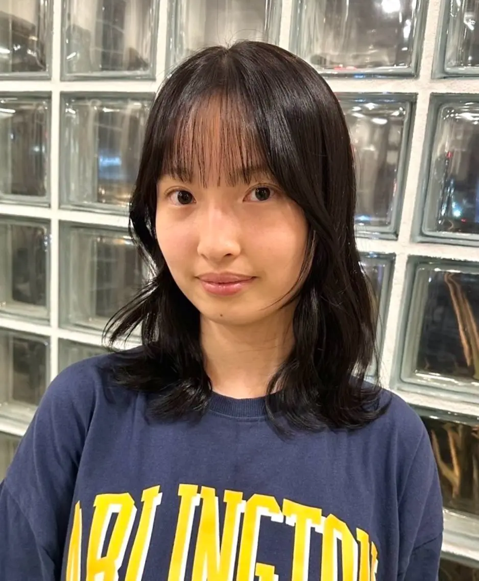 ミディアム カラー 遠藤 日和のヘアスタイル