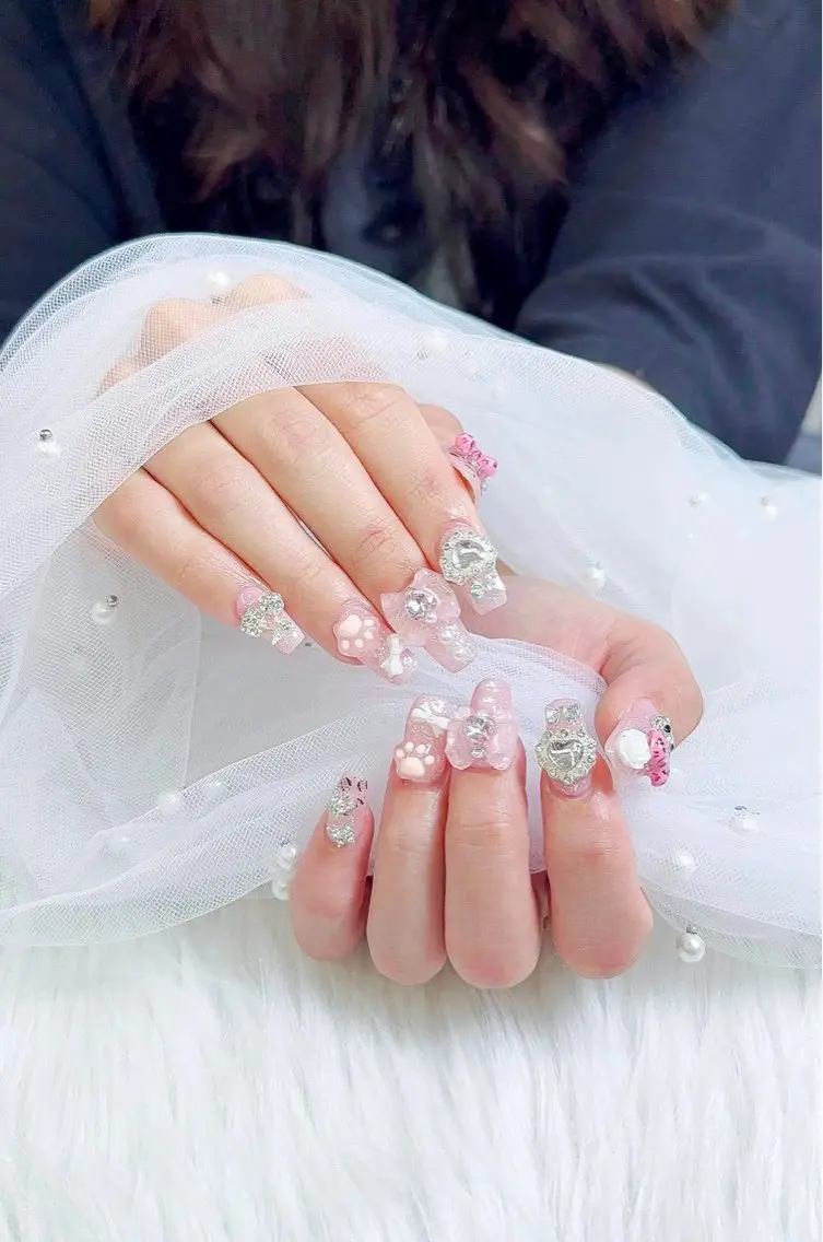 ネイル ハンドネイル IRO Nail Studioのネイルデザイン