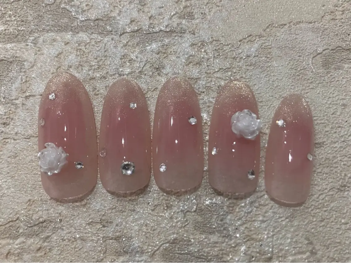 ネイル ハンドネイル Noa新越谷 Makikoのネイルデザイン