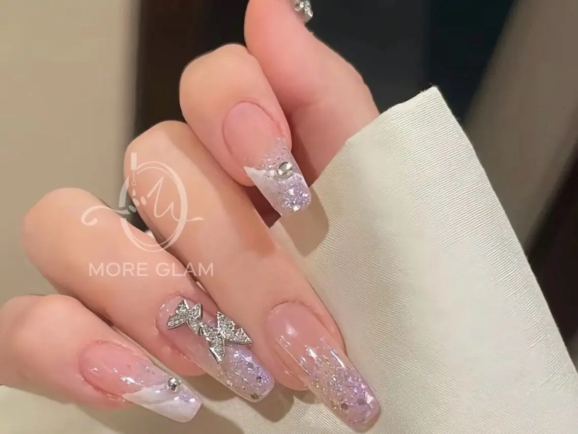 ネイル more glamのネイルデザイン