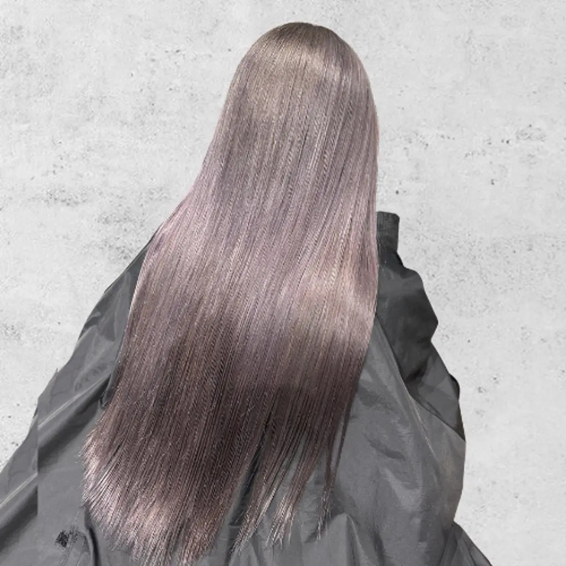 ロング カラー グレージュ ヘアカラー トリートメント 青木 春実のヘアスタイル