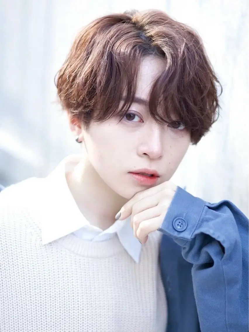 ショート カラー メンズ ブラウンカラー ピンクカラー ピンクブラウン ヘアカラー メンズ垢抜けカラー /YUTAのヘアスタイル