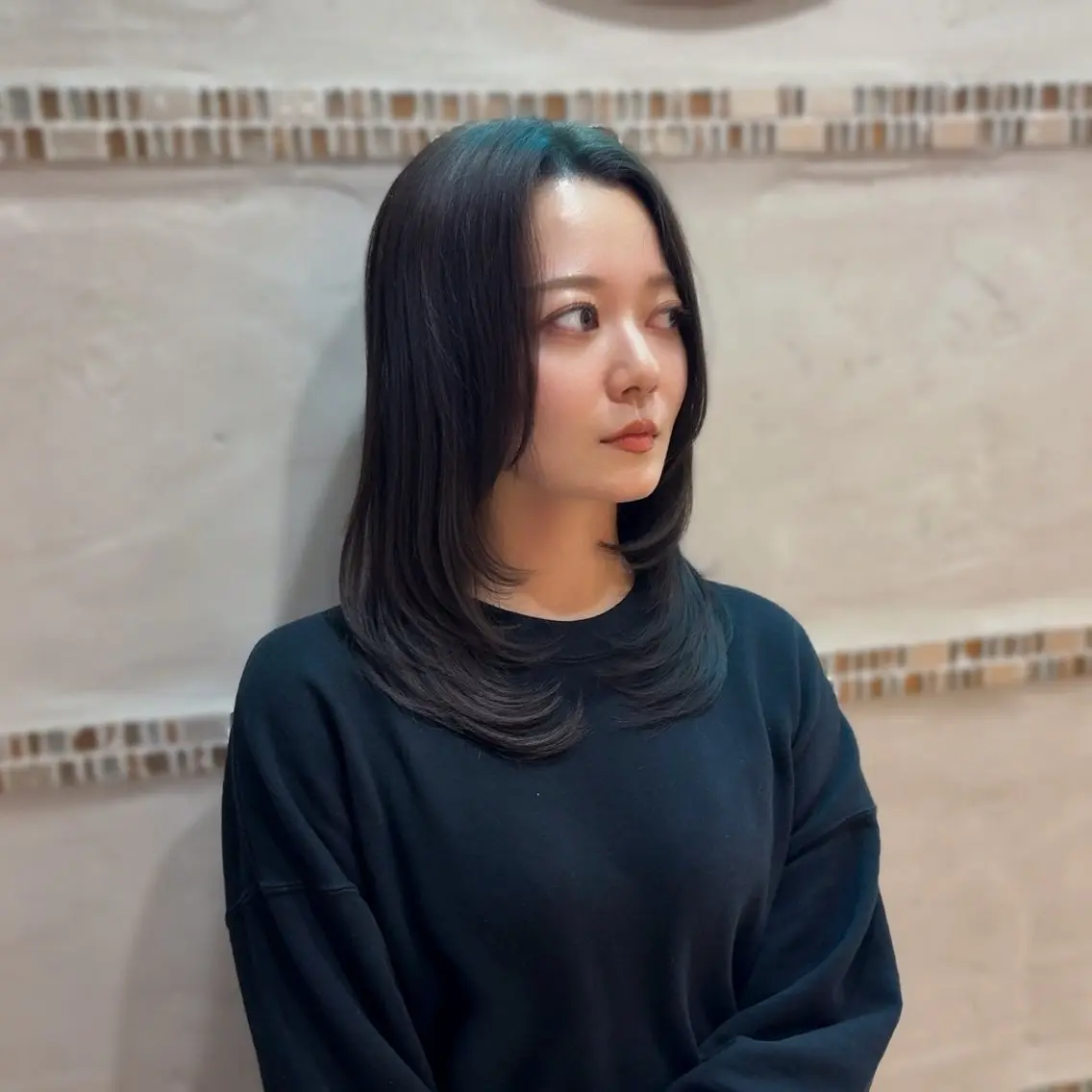 ミディアム カラー 透明感カラー ハイレイヤー レイヤーカット 似合わせカット 小顔カット カット ヘアカラー トリートメント モテ髪×トレンド💕 小顔レイヤー 金井のヘアスタイル