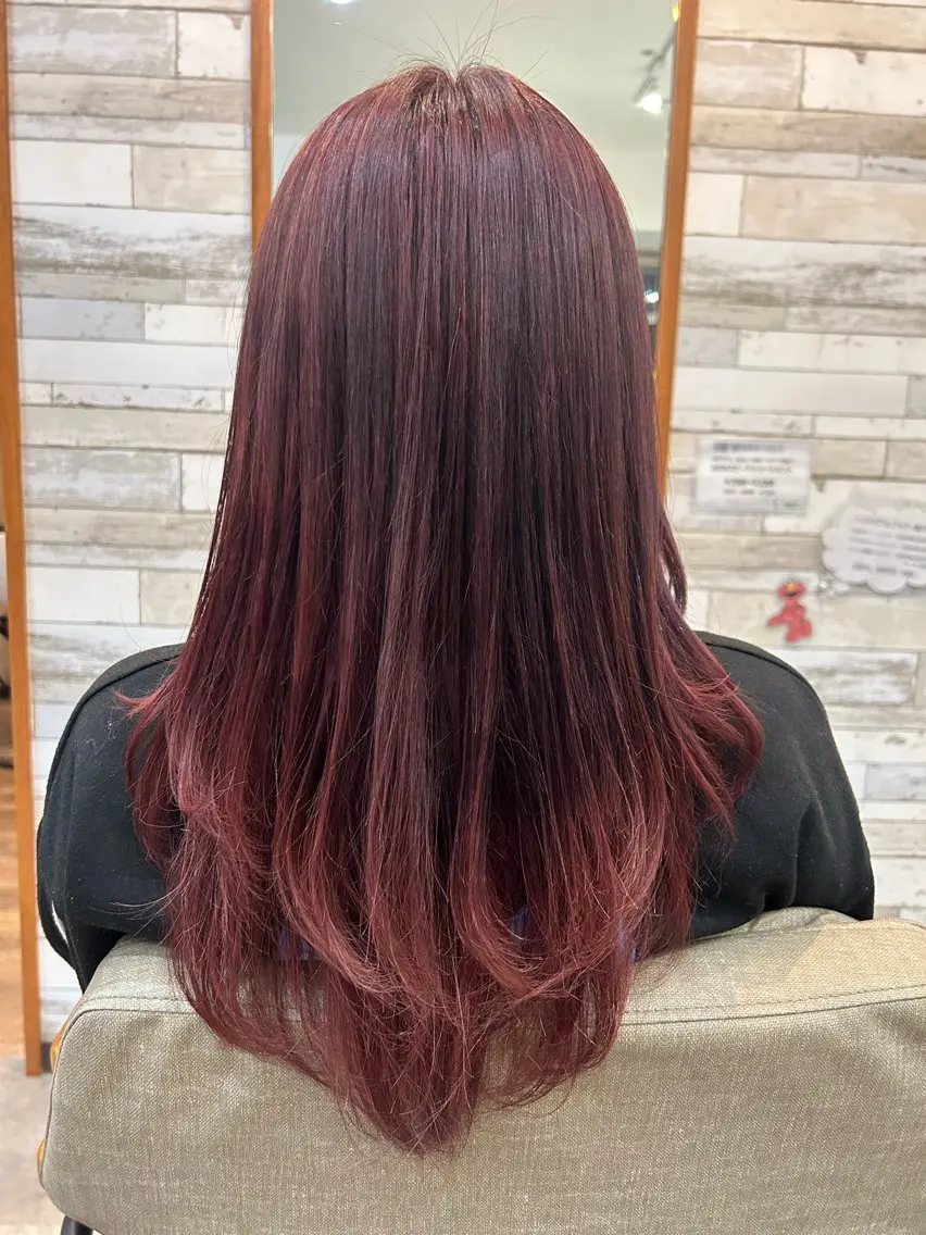 カラー 木庭 愛莉のヘアスタイル
