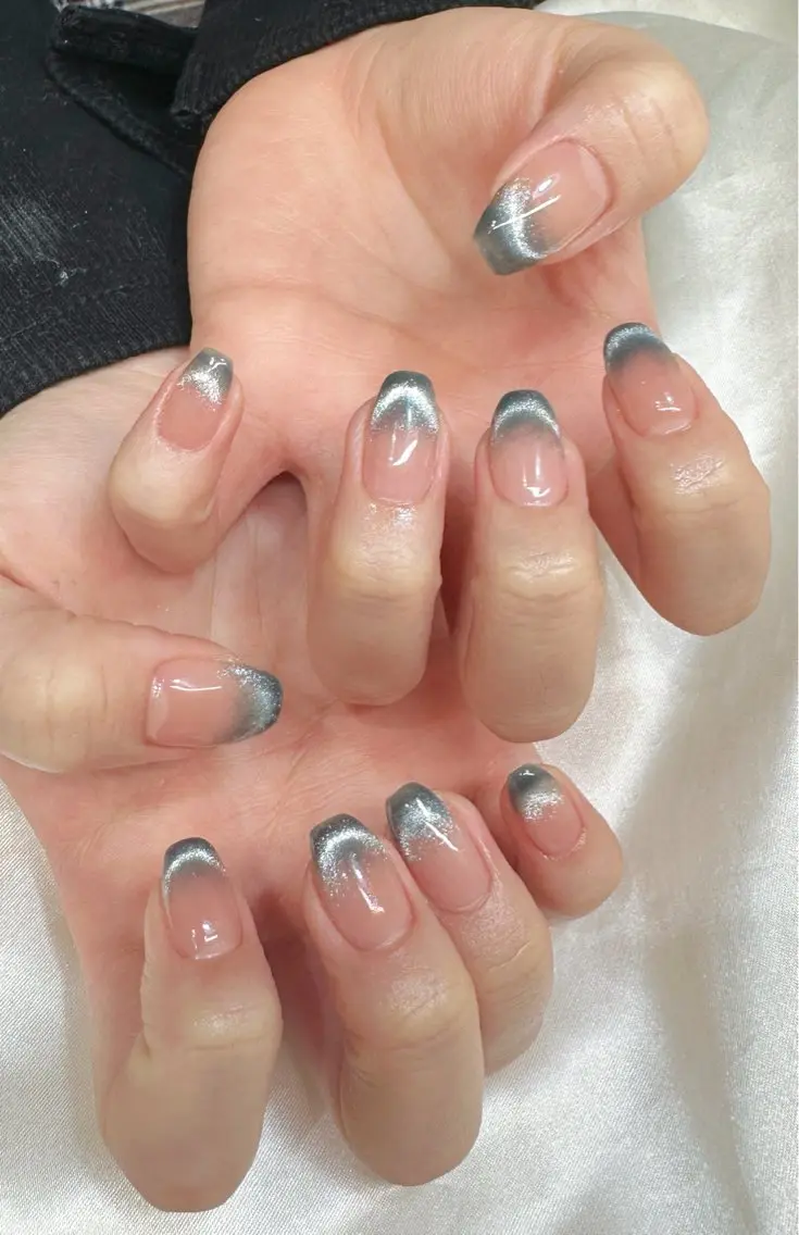 ネイル フレンチネイル グラデーション マグネットネイル マグネットフレンチ Grace nail ケイのネイルデザイン