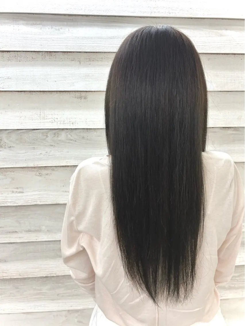 ロング カラー 佐藤 隆太のヘアスタイル