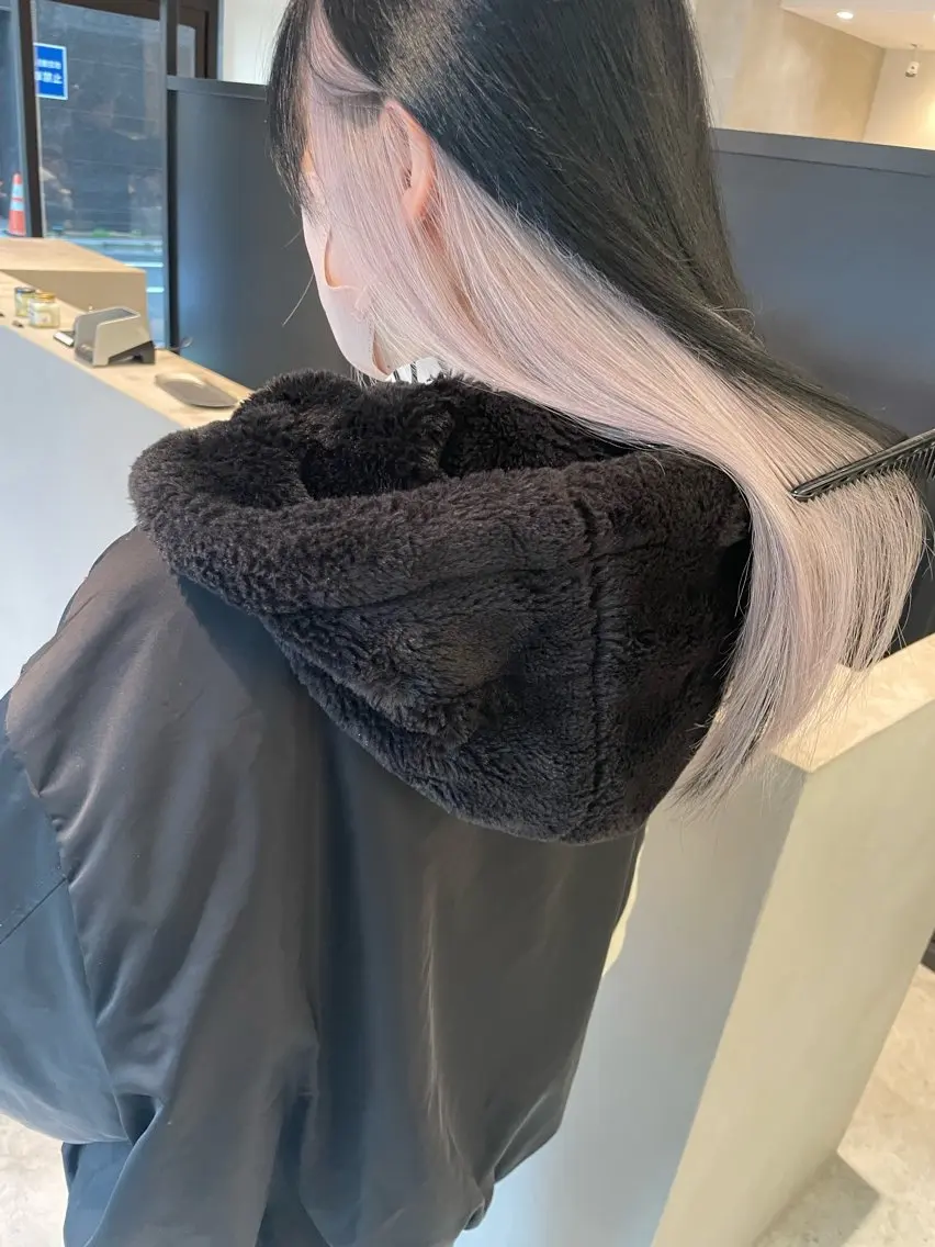 セミロング 冨岡 祐太郎✂️のヘアスタイル