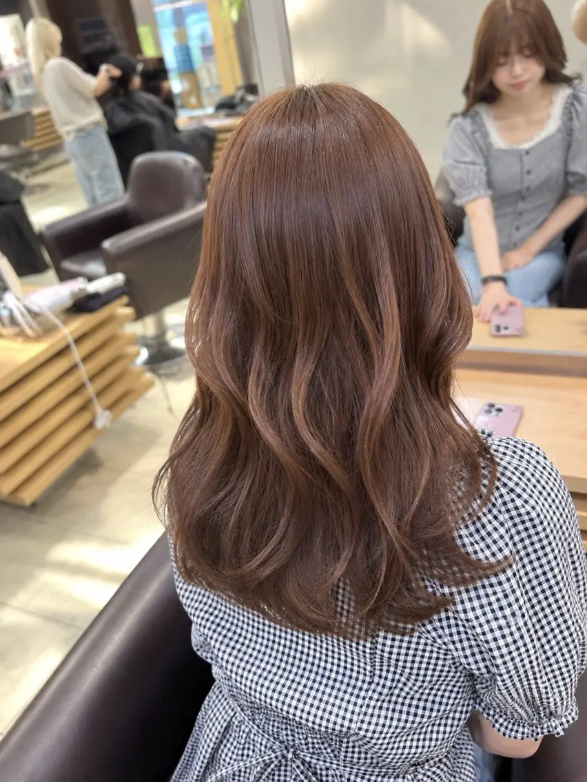 ロング カラー ヘアカラー トリートメント 波巻き/シャドウ/ レイヤー/ボブ航太のヘアスタイル