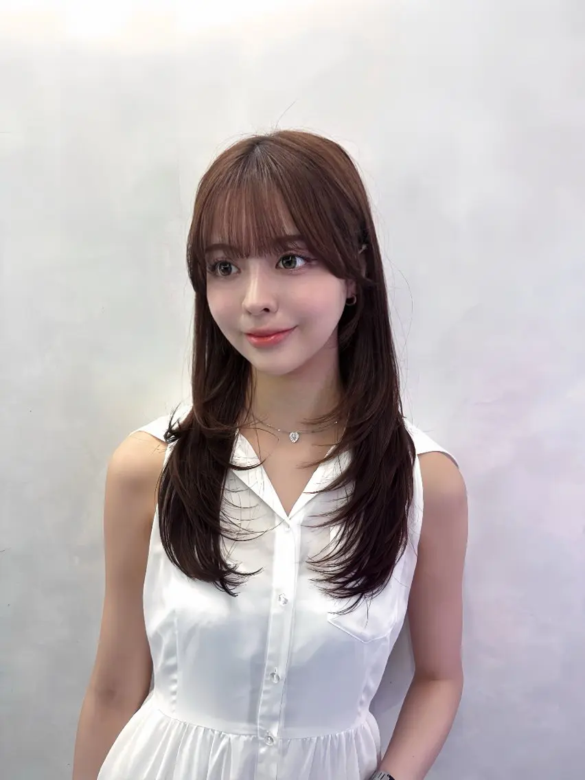 セミロング カラー 顔周りカット 髪質改善 韓国風ヘア レイヤーカット トリートメント カット ヘアカラー トリートメント 盛れる顔周りカット ♥️韓国ヘア"ちぇるのヘアスタイル