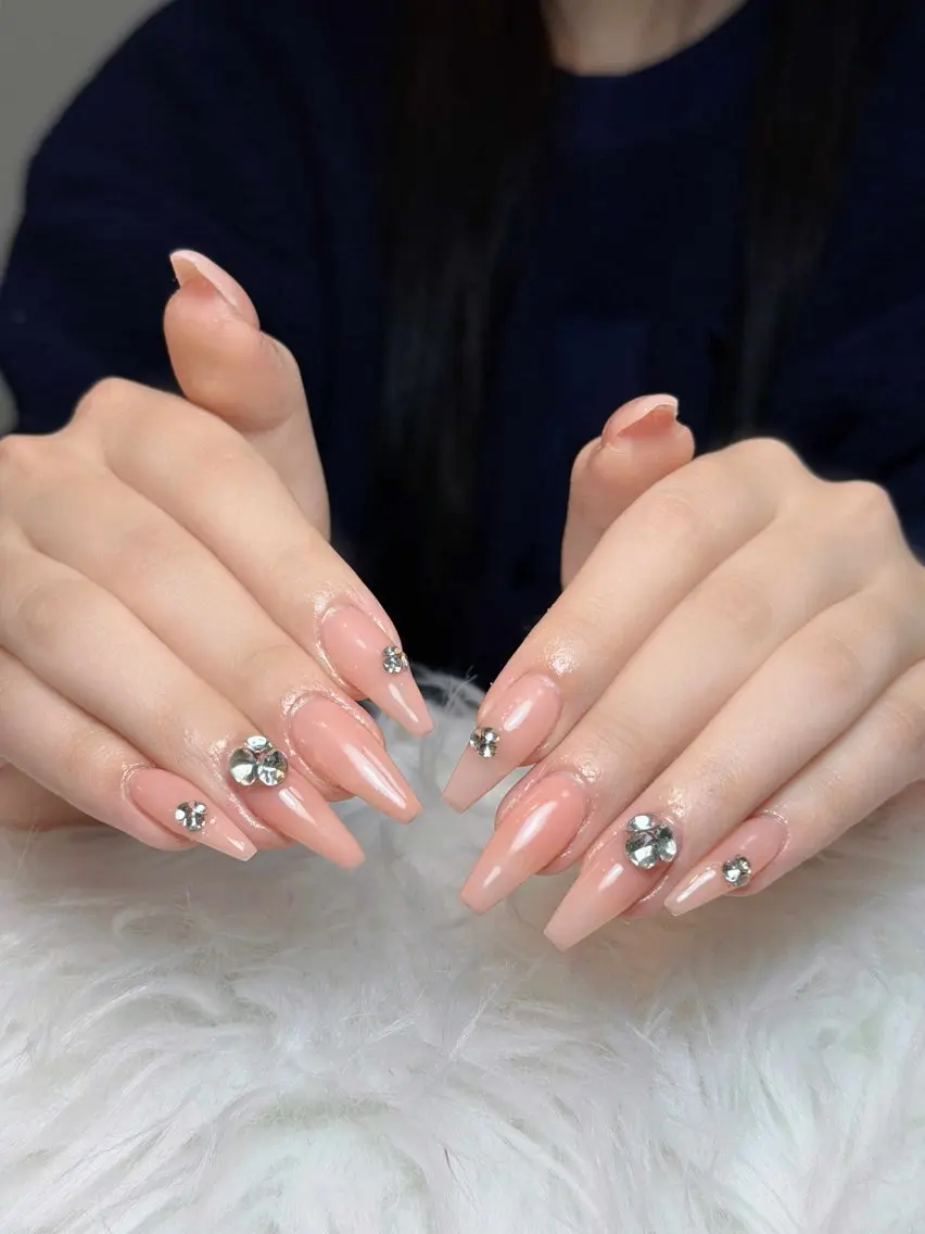 ネイル オーロラネイル ボルドー ブラウン 氷ネイル・うるうるネイル キラキラネイル ハンドネイル Julli NailStudioのネイルデザイン