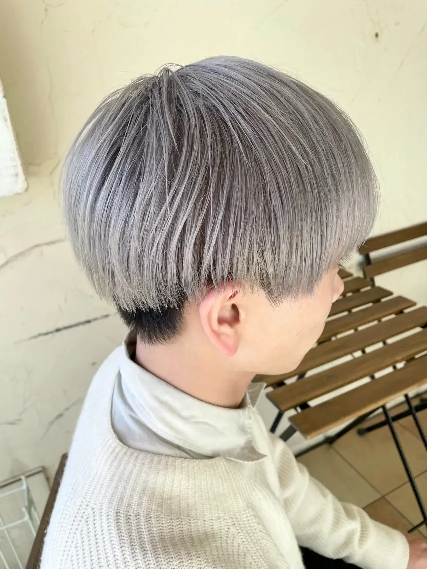ショート カラー メンズ メンズハイトーン ハイトーンカラー シルバー カット ヘアカラー メンズ特化/パーマ指 名No.1/百瀬太郎のヘアスタイル