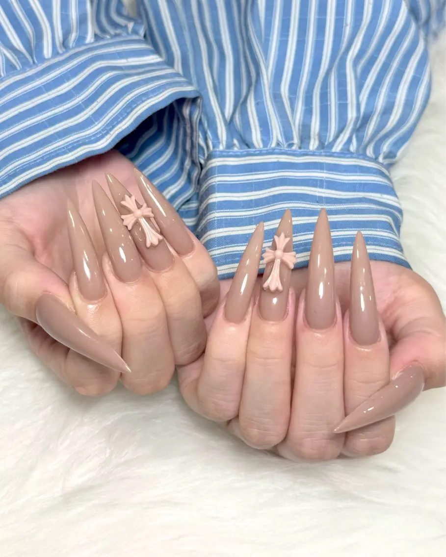 ネイル チークネイル ドット フットネイル フレンチネイル グラデーション ハンドネイル ハンドケア Aria Nail Beautyのネイルデザイン