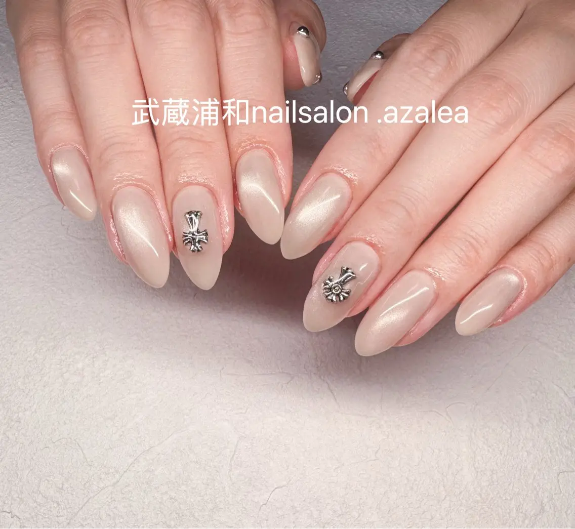 ネイル ハンドネイル R inのネイルデザイン